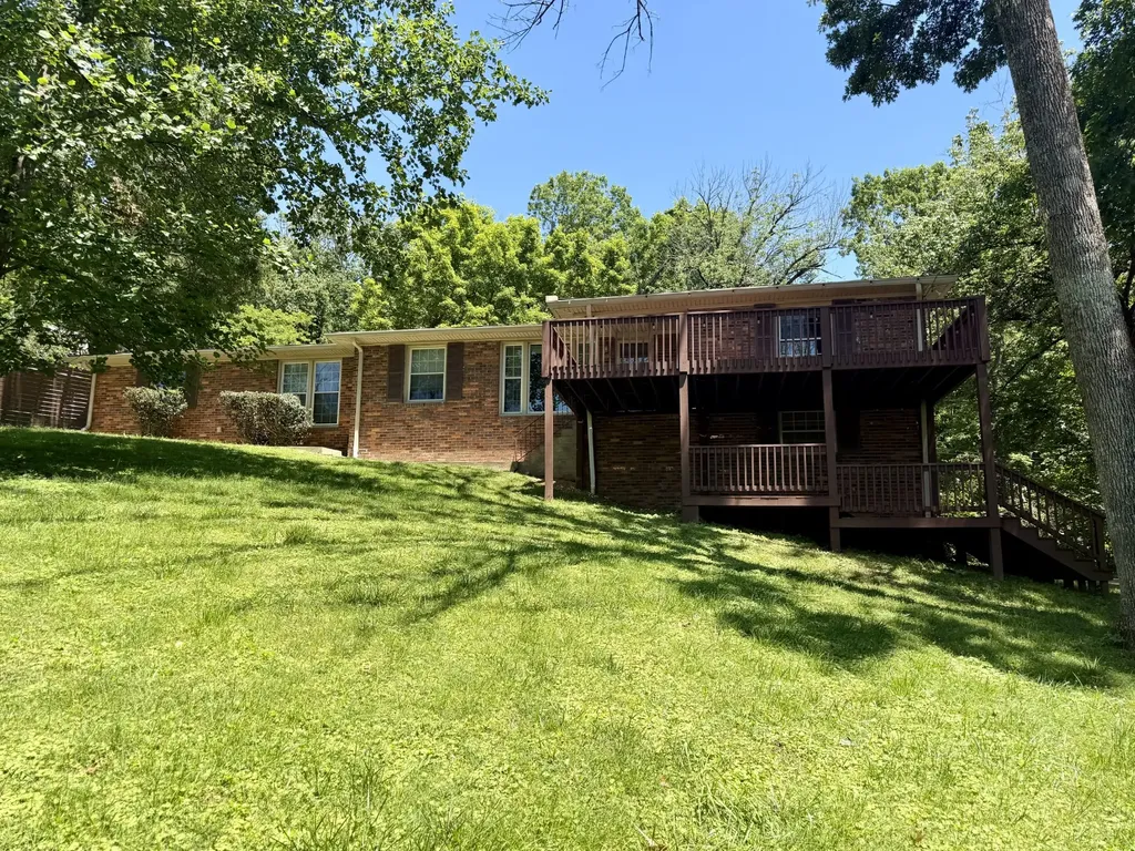 600 Vanoke Drive Madison TN 37115