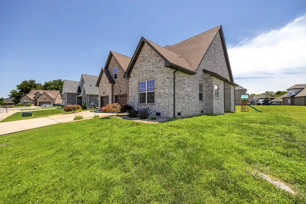 5219 Ladybug Lane Murfreesboro TN 37129