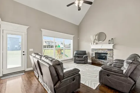 5219 Ladybug Lane Murfreesboro TN 37129