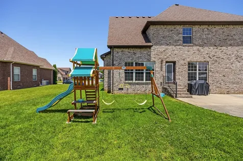 5219 Ladybug Lane Murfreesboro TN 37129