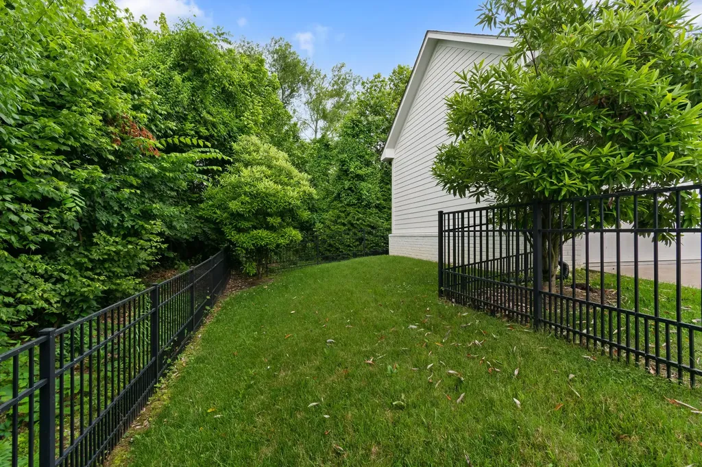 2060 Bushnell Farm Drive Franklin TN 37064