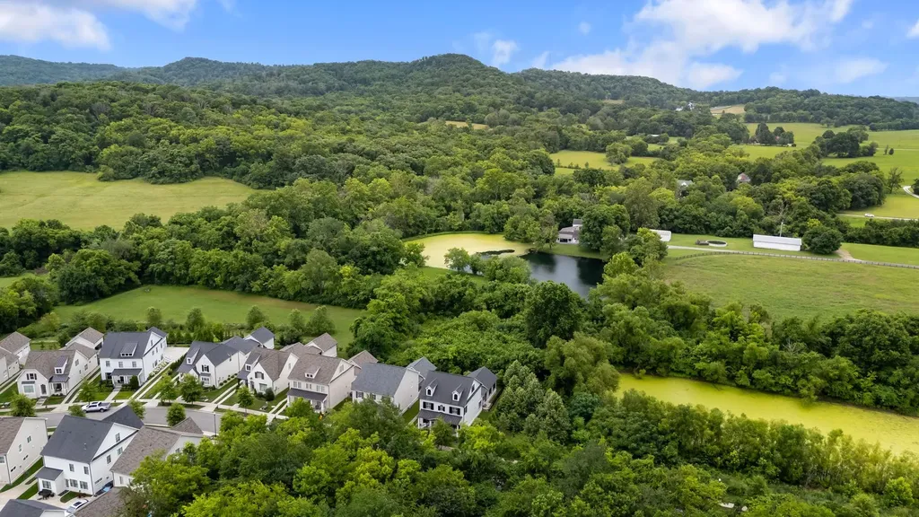 2060 Bushnell Farm Drive Franklin TN 37064