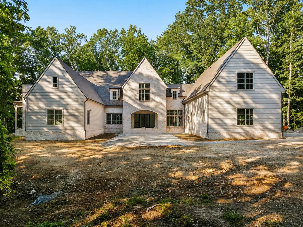 5900 Pinewood Road Franklin TN 37064