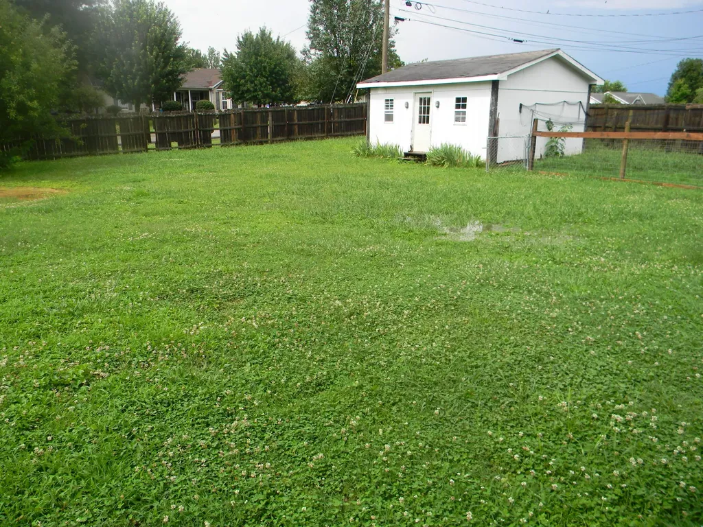 404 Shadow Dr, N Shelbyville TN 37160
