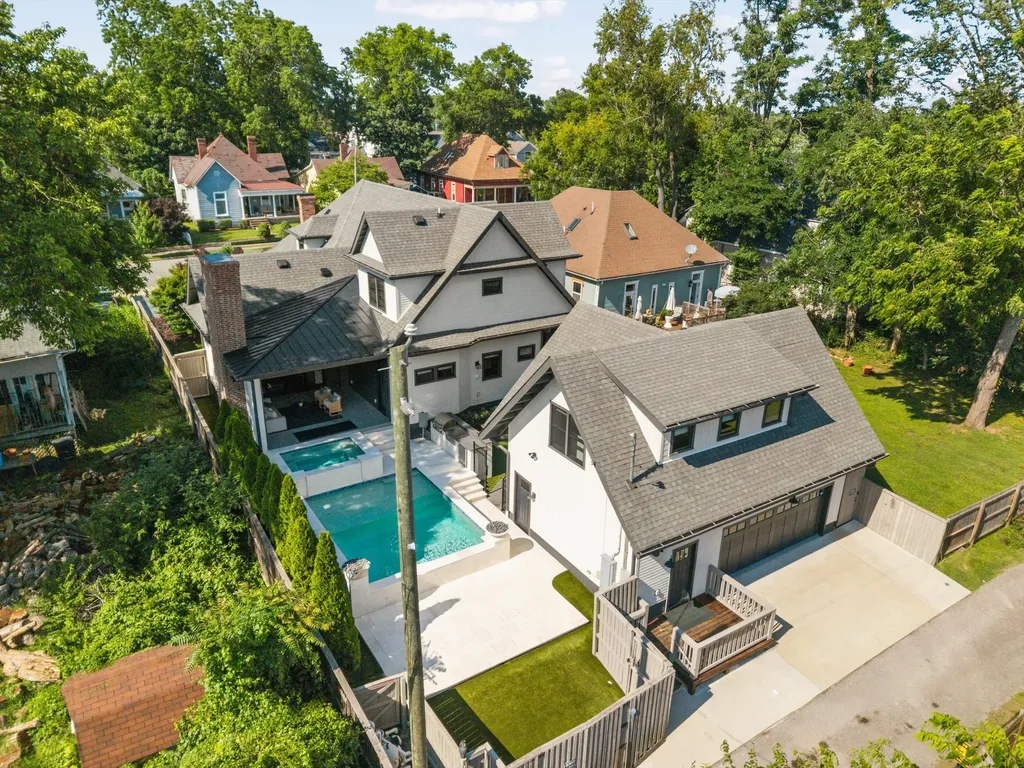 1013 Paris Avenue Nashville TN 37204