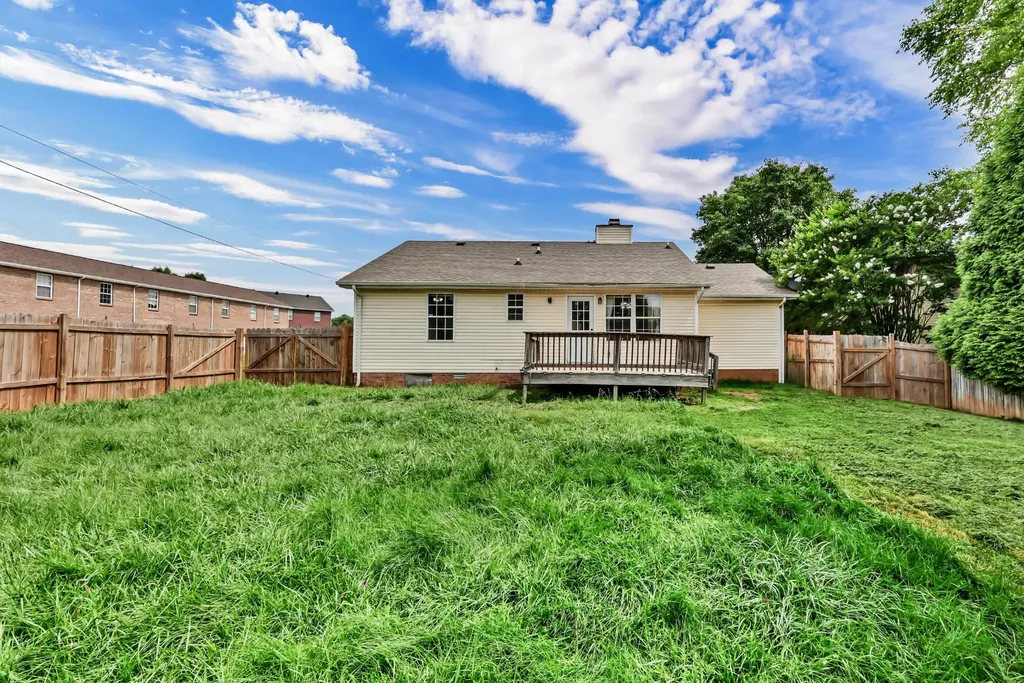 596 Cory Drive Clarksville TN 37040