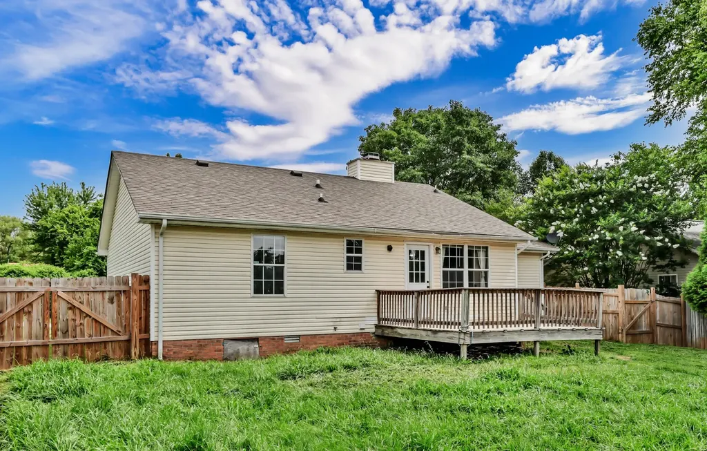 596 Cory Drive Clarksville TN 37040