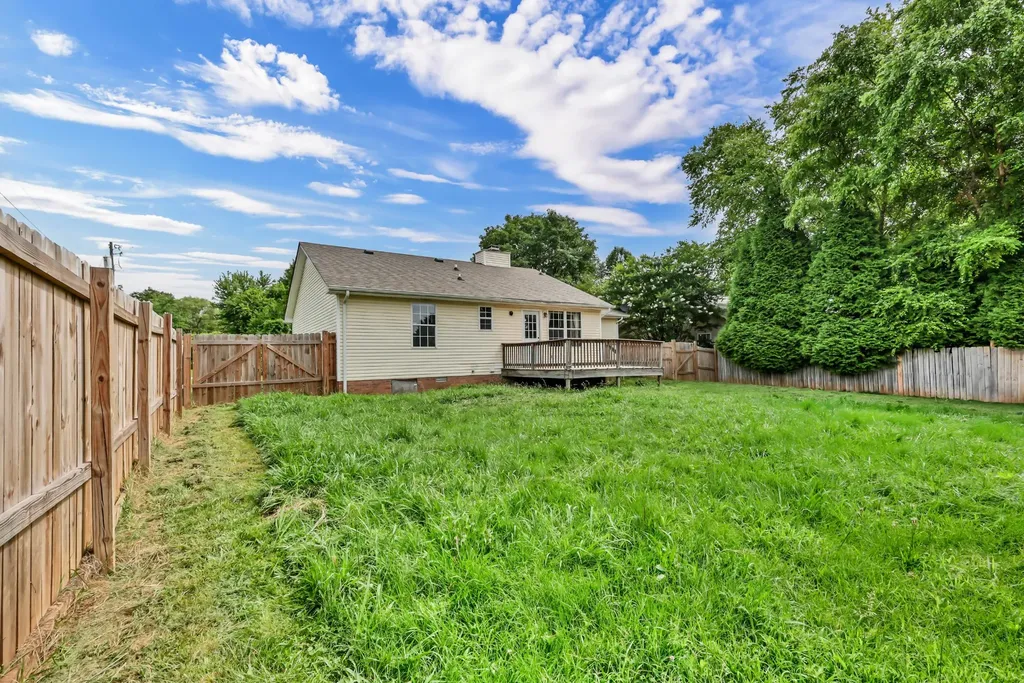 596 Cory Drive Clarksville TN 37040