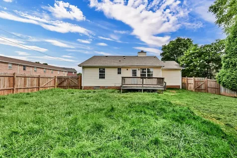 596 Cory Drive Clarksville TN 37040