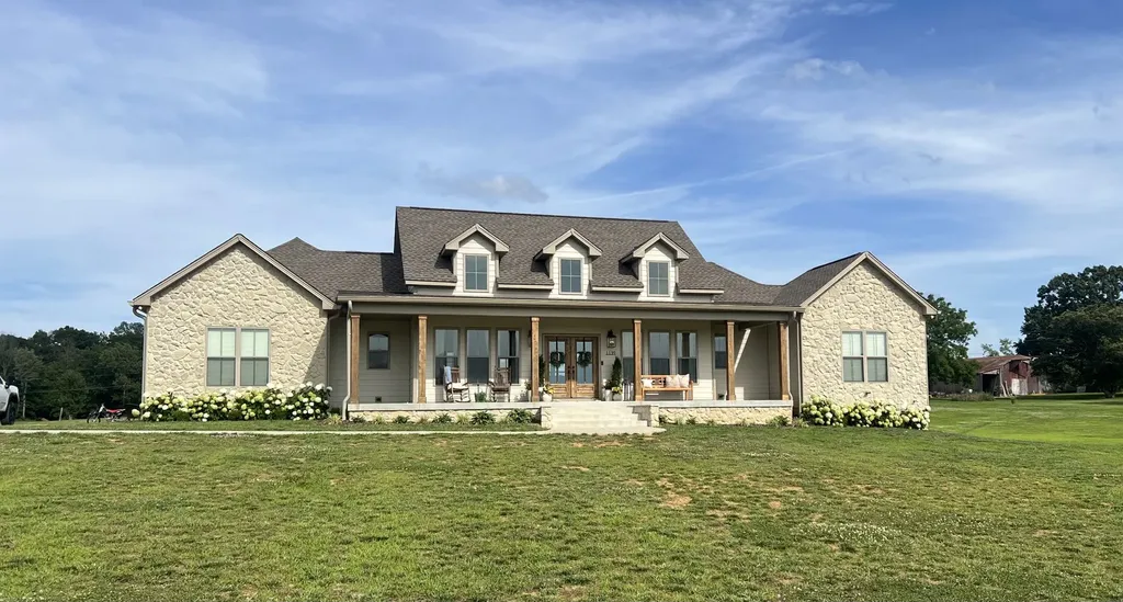 1139 Kateland Drive Greenbrier TN 37073