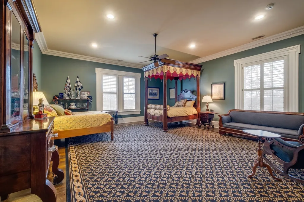 1711 Old Hillsboro Road Franklin TN 37069