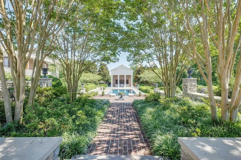 1711 Old Hillsboro Road Franklin TN 37069