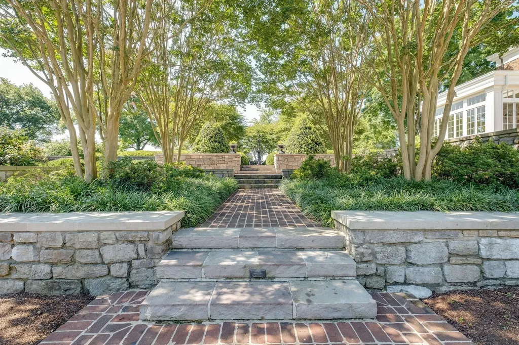 1711 Old Hillsboro Road Franklin TN 37069