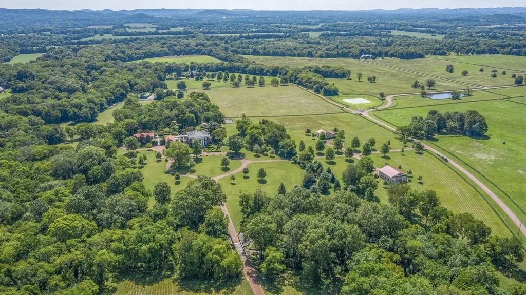 1711 Old Hillsboro Road Franklin TN 37069