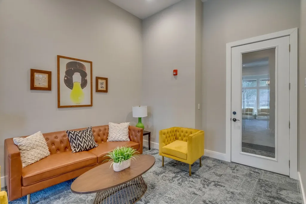 1077 E Trinity Lane Nashville TN 37216