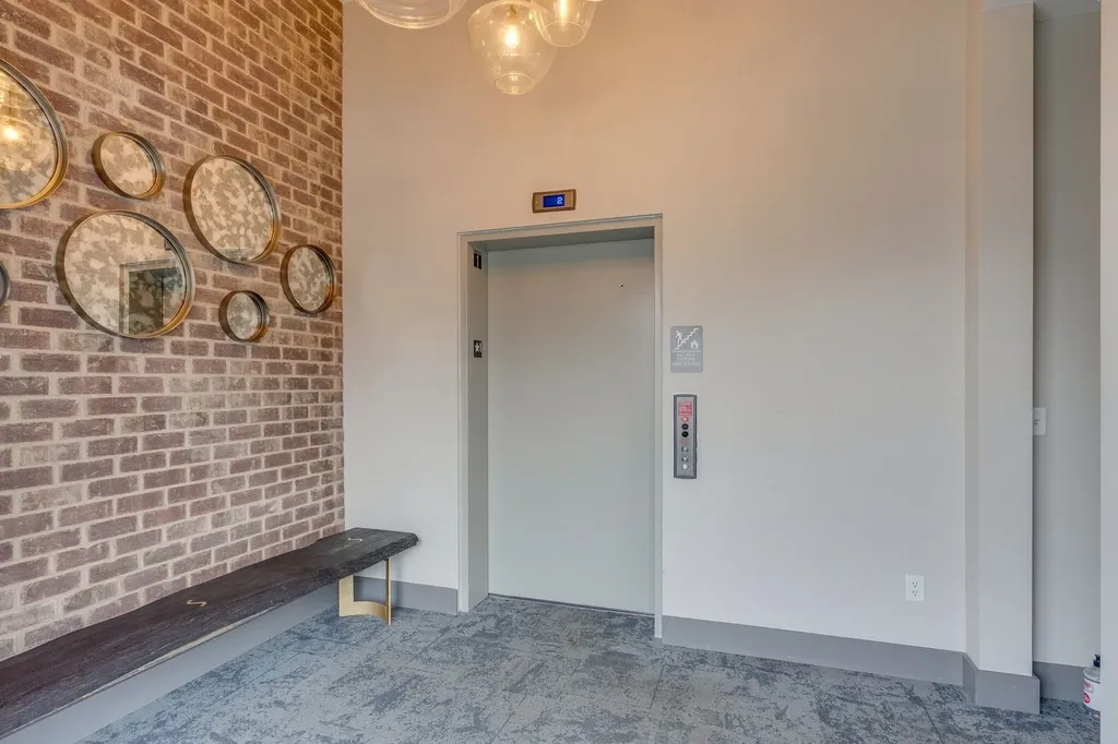 1077 E Trinity Lane Nashville TN 37216