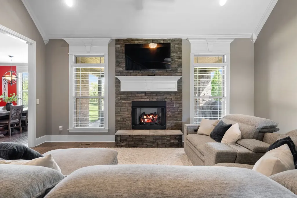 1120 Julian Way Murfreesboro TN 37128