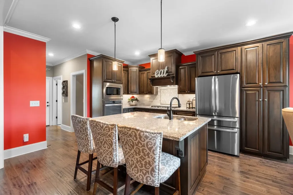 1120 Julian Way Murfreesboro TN 37128