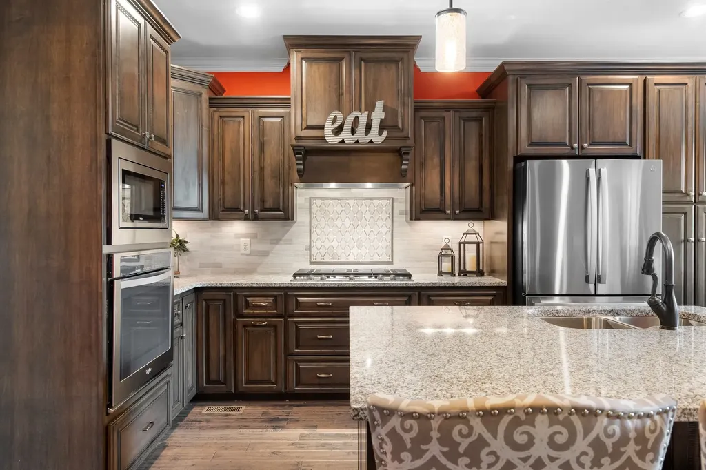 1120 Julian Way Murfreesboro TN 37128