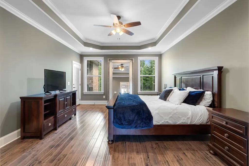 1120 Julian Way Murfreesboro TN 37128