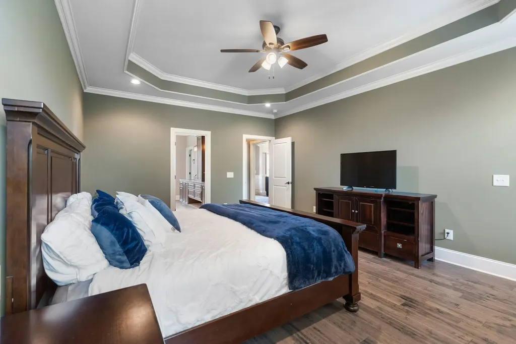 1120 Julian Way Murfreesboro TN 37128