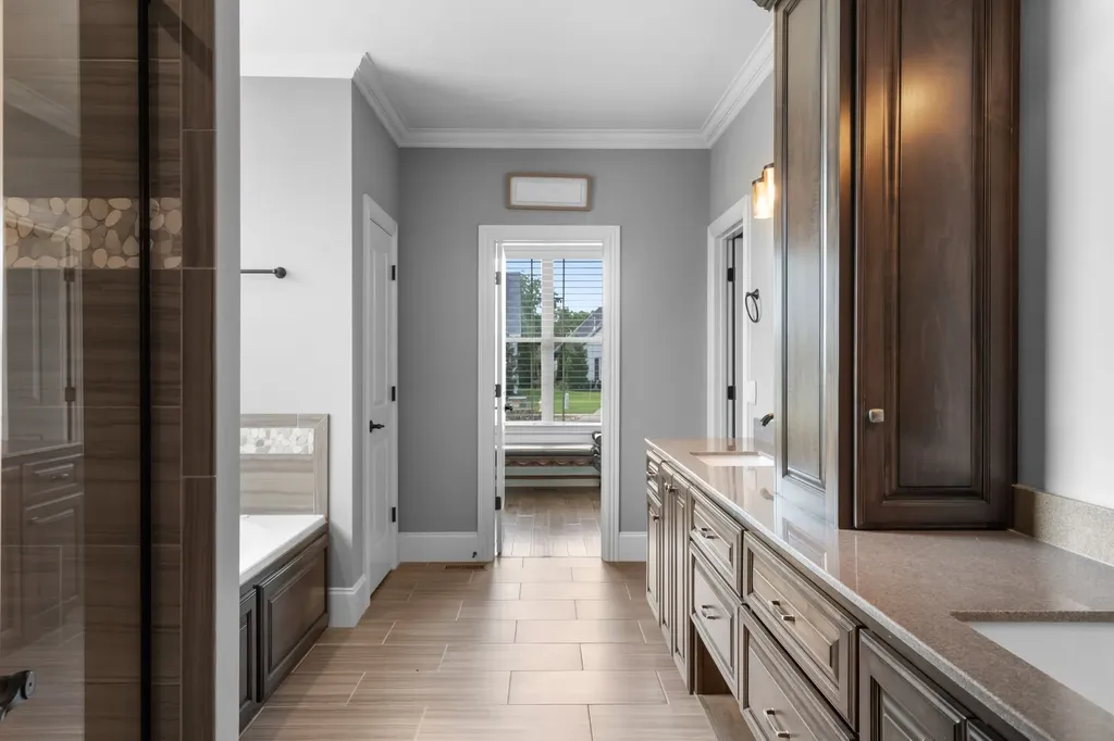 1120 Julian Way Murfreesboro TN 37128