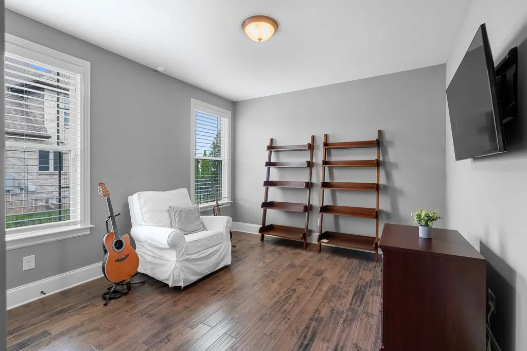 1120 Julian Way Murfreesboro TN 37128