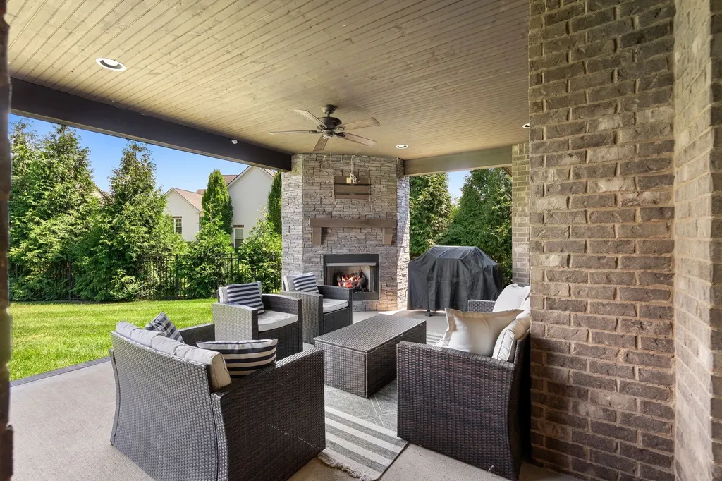 1120 Julian Way Murfreesboro TN 37128