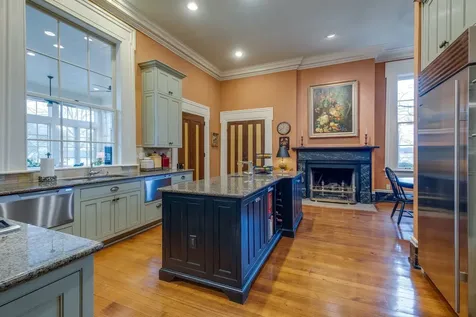1711 Old Hillsboro Road Franklin TN 37069