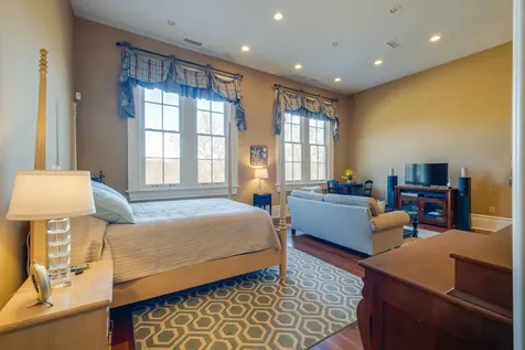 1711 Old Hillsboro Road Franklin TN 37069