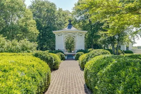 1711 Old Hillsboro Road Franklin TN 37069