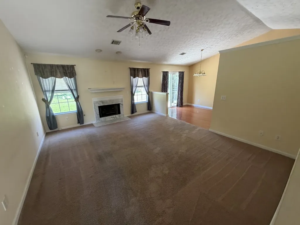105 Pleasant Lane White House TN 37188
