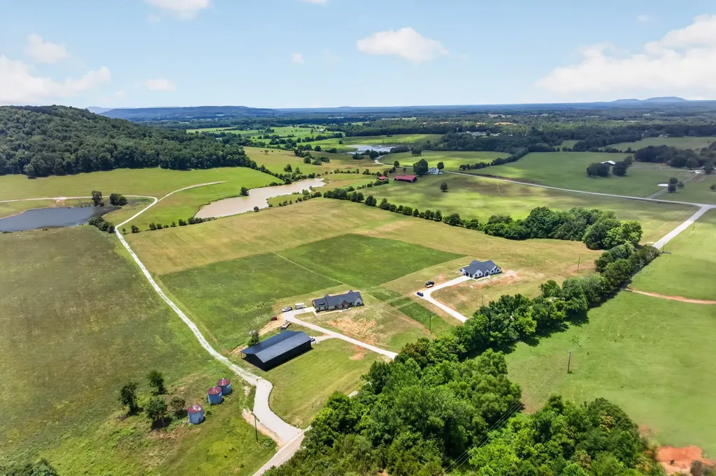 4169 Gum Springs Mountain Road Sparta TN 38583