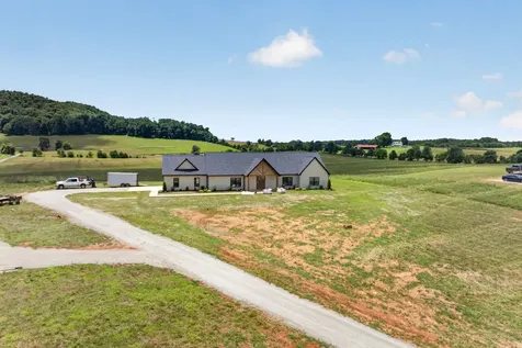 4169 Gum Springs Mountain Road Sparta TN 38583