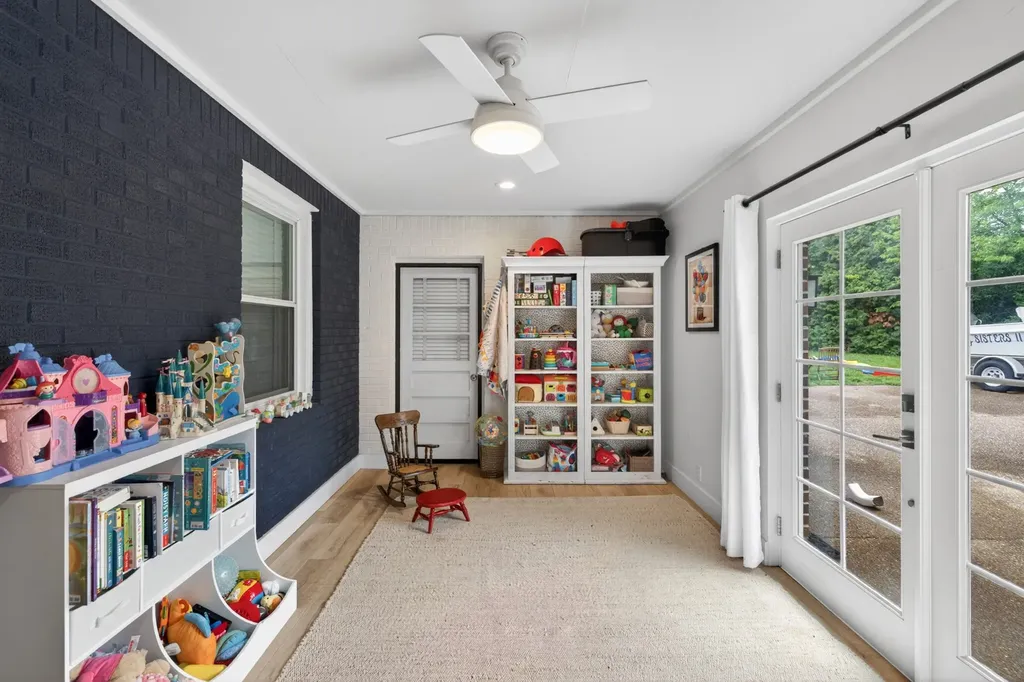 2922 Fernbrook Lane Nashville TN 37214