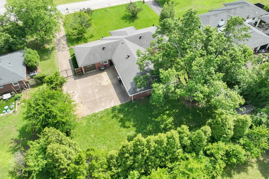 2922 Fernbrook Lane Nashville TN 37214