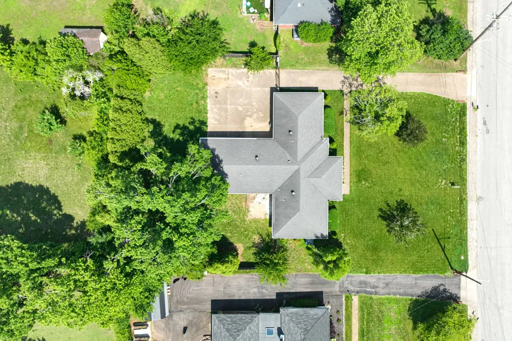 2922 Fernbrook Lane Nashville TN 37214