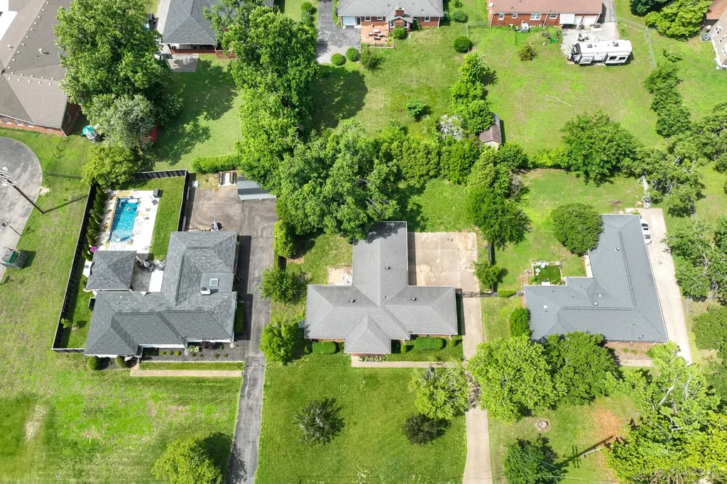 2922 Fernbrook Lane Nashville TN 37214
