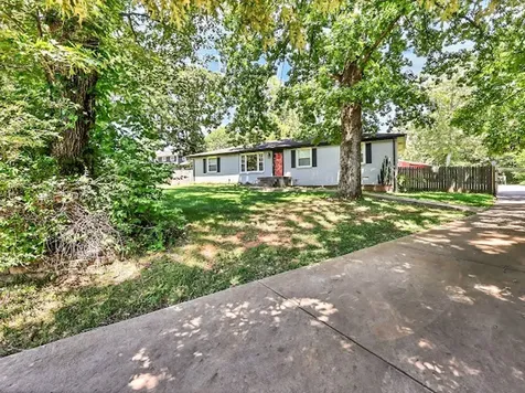 4537 Louise Creek Road Cunningham TN 37052