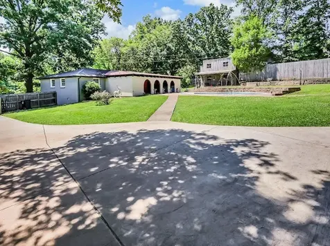 4537 Louise Creek Road Cunningham TN 37052