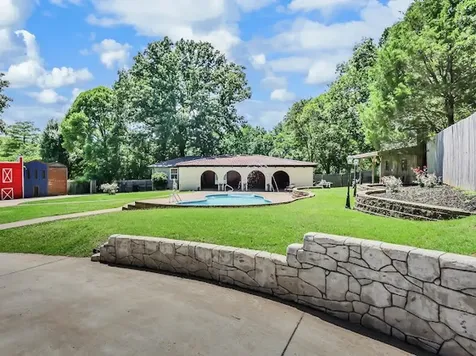 4537 Louise Creek Road Cunningham TN 37052
