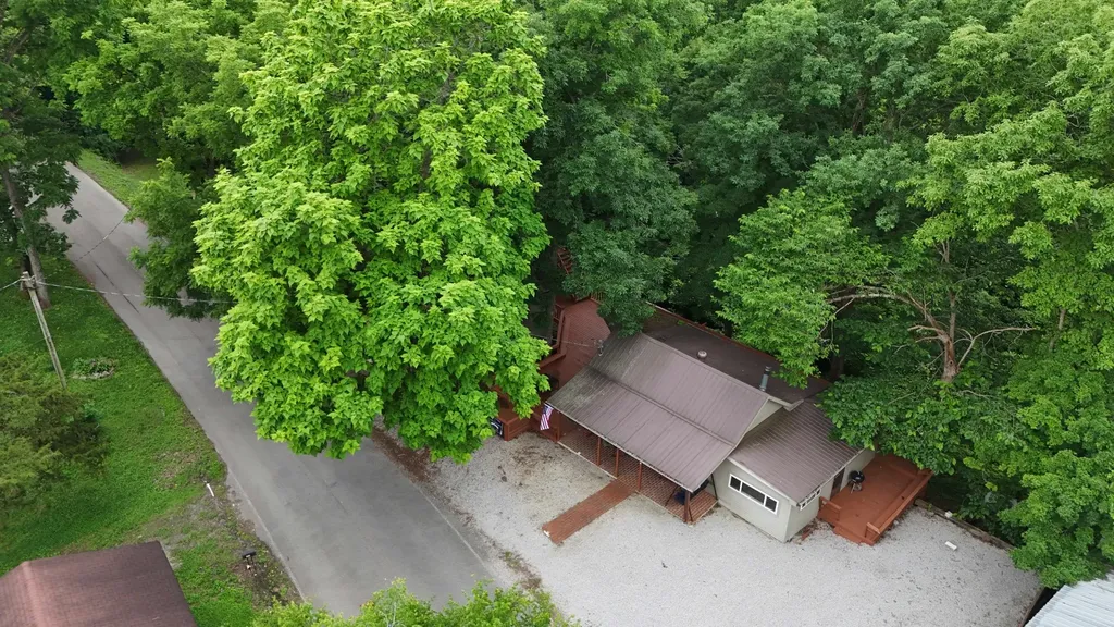 450 Cedar Hill Road Celina TN 38551