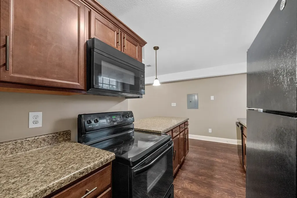 1770 Spring Water Drive Clarksville TN 37040