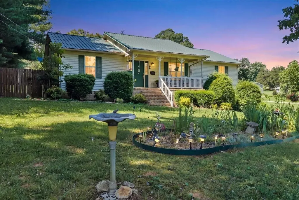 2774 Shelbyville Road Mcminnville TN 37110