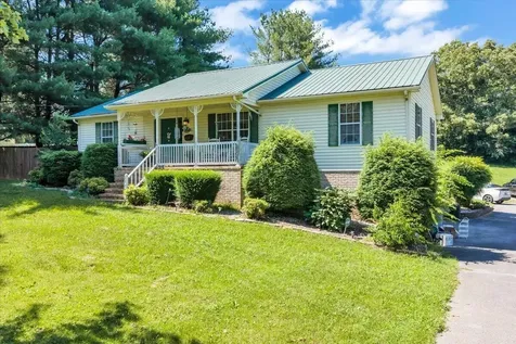 2774 Shelbyville Road Mcminnville TN 37110