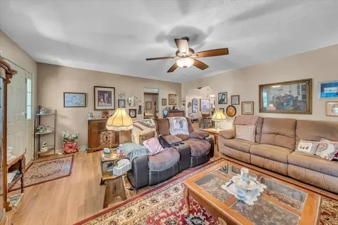 2774 Shelbyville Road Mcminnville TN 37110