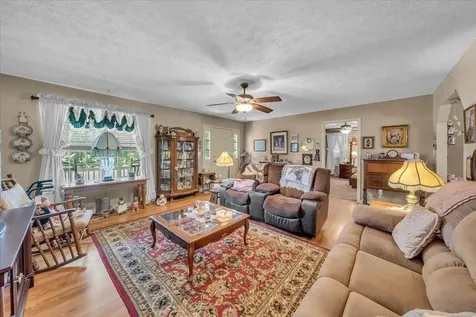 2774 Shelbyville Road Mcminnville TN 37110