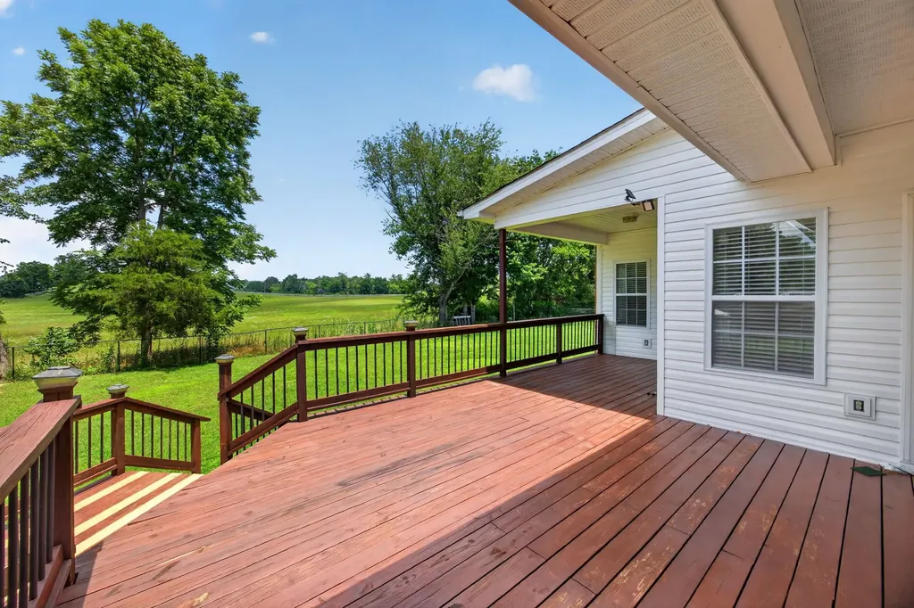 198 Imperial Drive Sparta TN 38583
