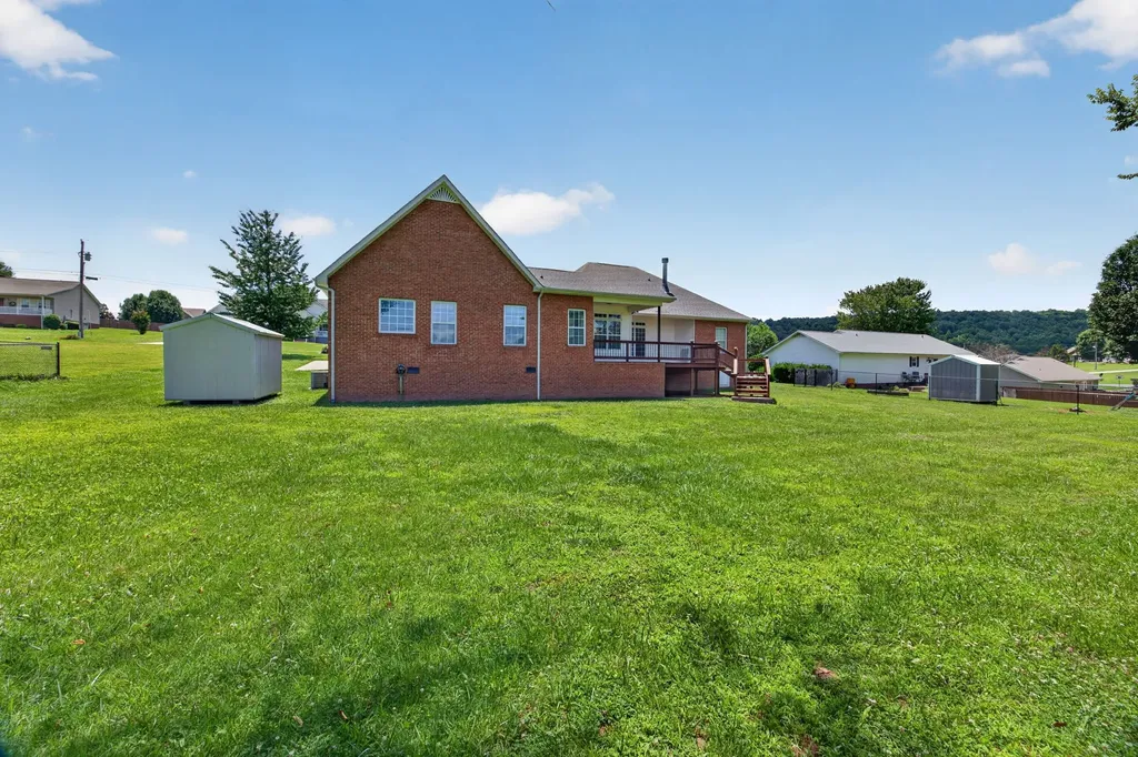 198 Imperial Drive Sparta TN 38583