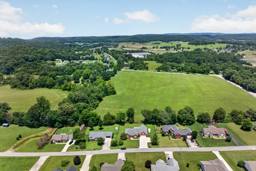 198 Imperial Drive Sparta TN 38583